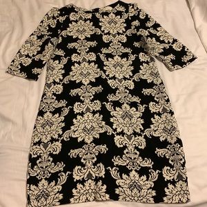 NWOT Black and White 3/4 Sleeve Shift Dress